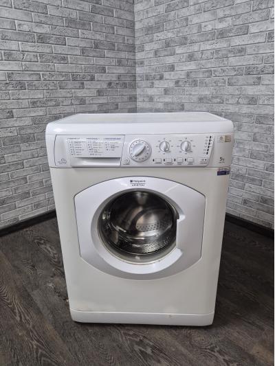 Стиральная машина Ariston  ARSL 105  